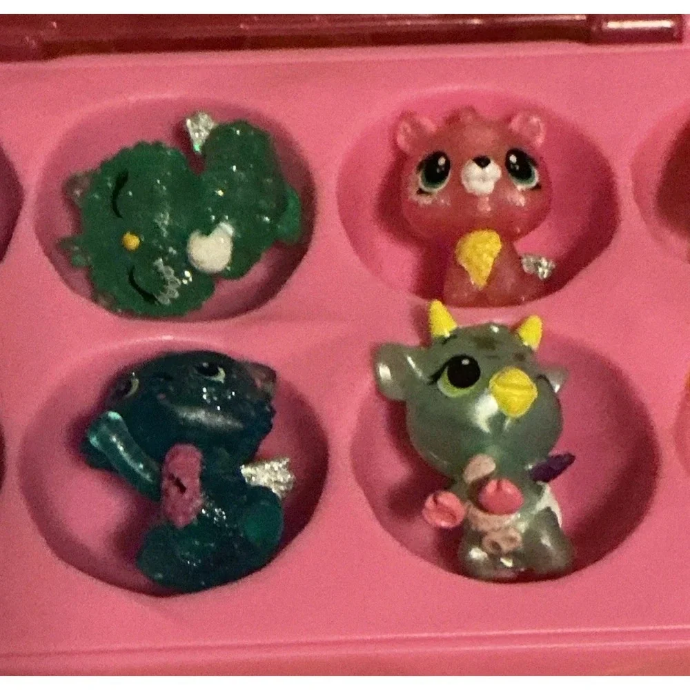 Hatchimals Colleggtibles 12 Pack Egg Carton Case Pink Sparkle With 12 Hatchimals